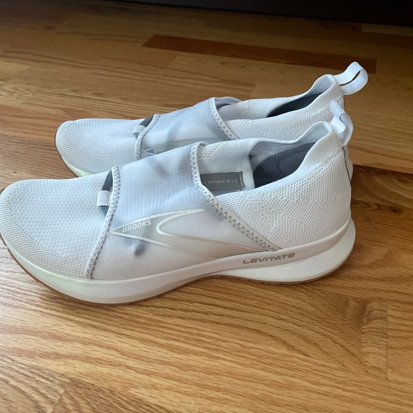 Brooks Shoes Brooks Levitate Womens Running Shoe Poshmark